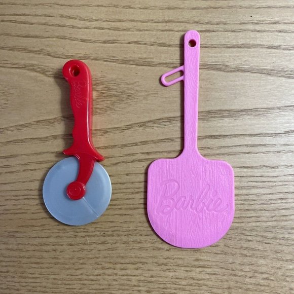 Barbie Pizza Chef Kitchen Pizza Peel and Wheel Cutter Replacement Parts Original - Picture 2 of 5